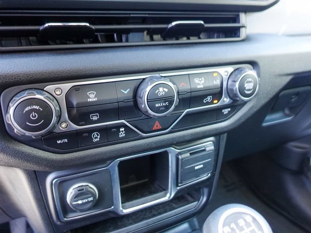 Used 2024 Jeep Gladiator Sport AWD/4WD image 22