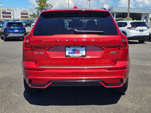 Used 2023 Volvo XC60 B5 Plus AWD/4WD image 4