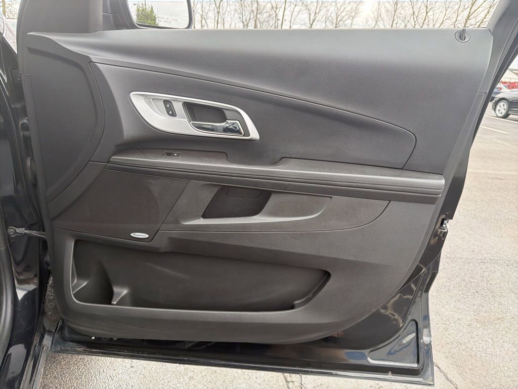 Used 2016 Chevrolet Equinox LTZ w/ Enhanced Convenience Package AWD/4WD image 26