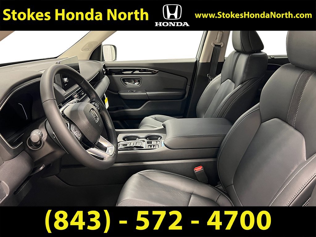 New 2025 Honda Pilot Touring image 12