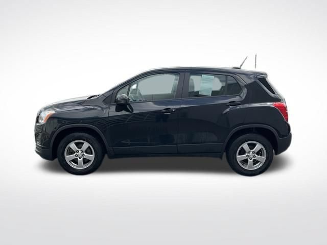 Used 2015 Chevrolet Trax LS w/ LPO, Cargo Package AWD/4WD image 4