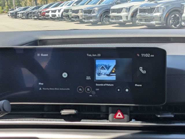 New 2026 Kia Carnival FWD image 18