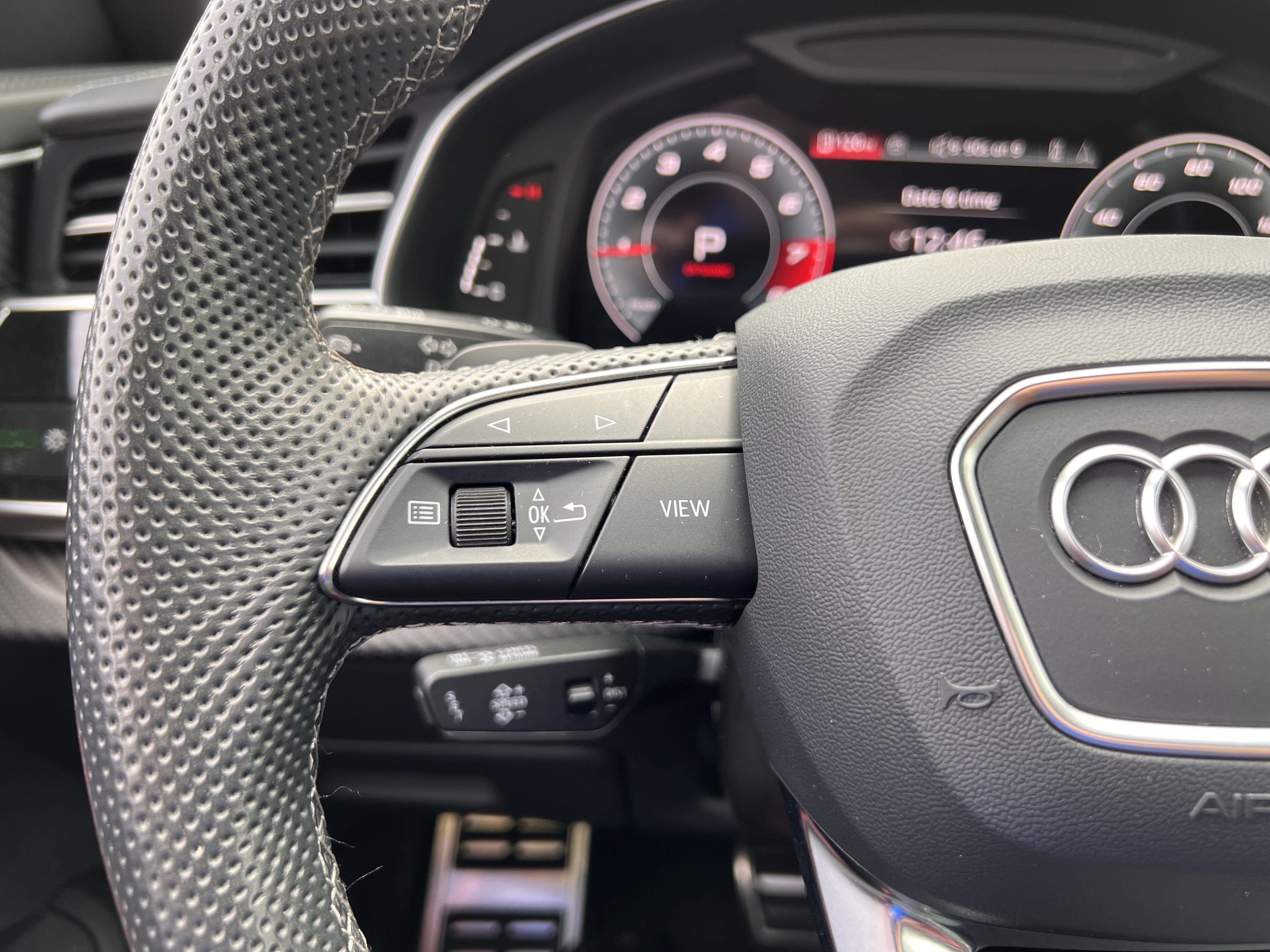 Used 2024 Audi SQ8 Prestige w/ Prestige Package image 19