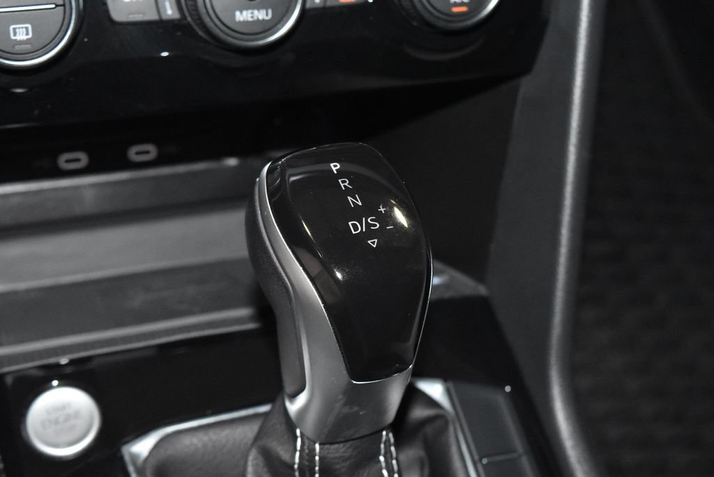 Used 2024 Volkswagen Taos SE AWD/4WD image 17