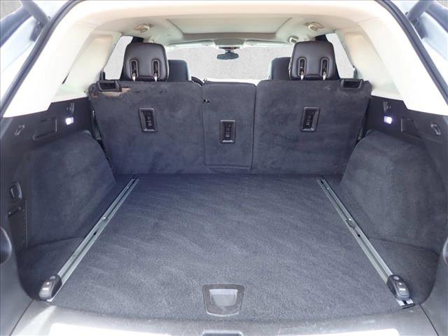 Used 2017 Cadillac XT5 Luxury w/ Driver Awareness Package FWD image 8