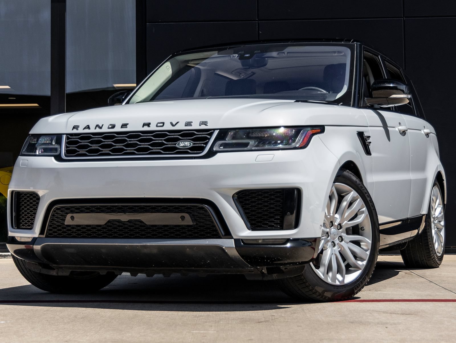 Used 2019 Land Rover Range Rover Sport HSE AWD/4WD image 1
