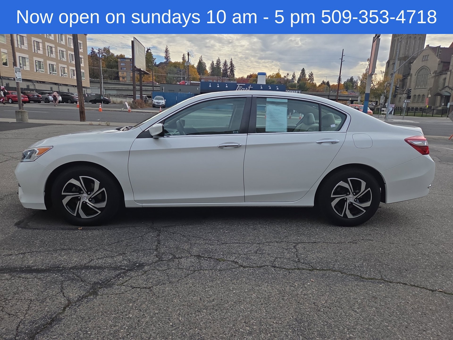 Used 2017 Honda Accord LX image 2