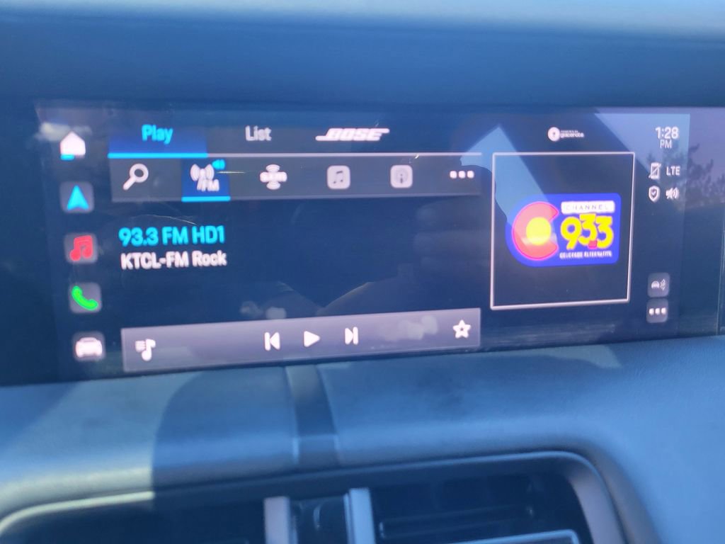 Used 2022 Porsche Taycan 4 Cross Turismo w/ Premium Package image 25