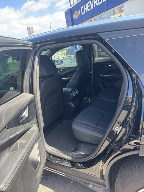 Used 2024 Chevrolet Blazer EV LT image 3