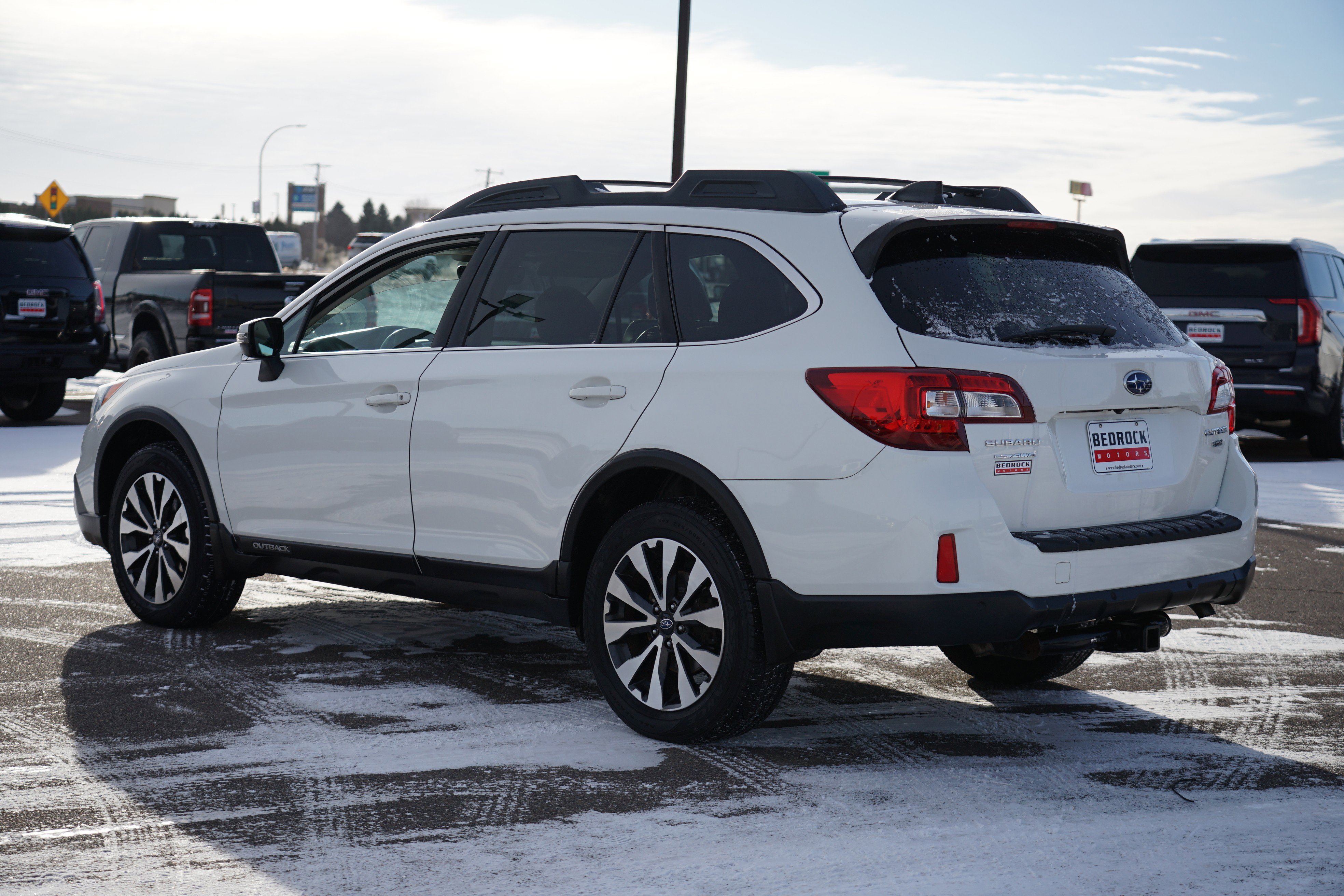 Used 2017 Subaru Outback 3.6R Limited image 5