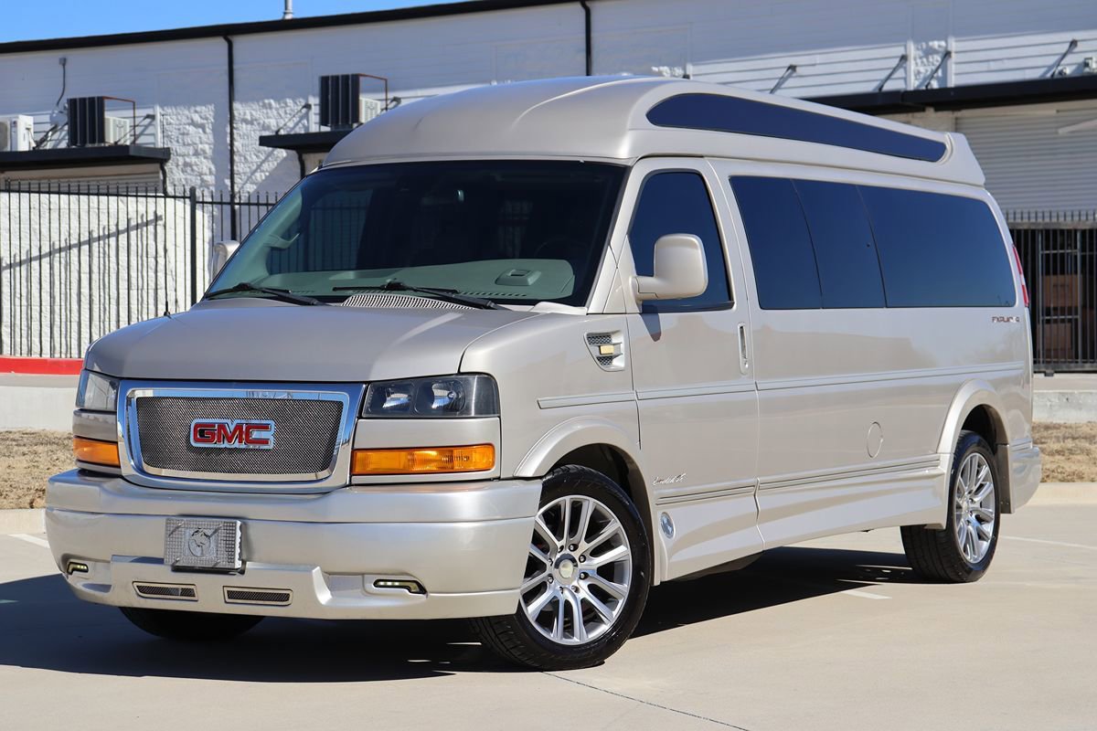 Used 2020 GMC Savana 2500 Extended w/ Enhanced Convenience Package image 5