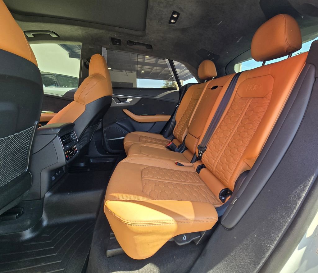 Used 2021 Audi RS Q8 image 21