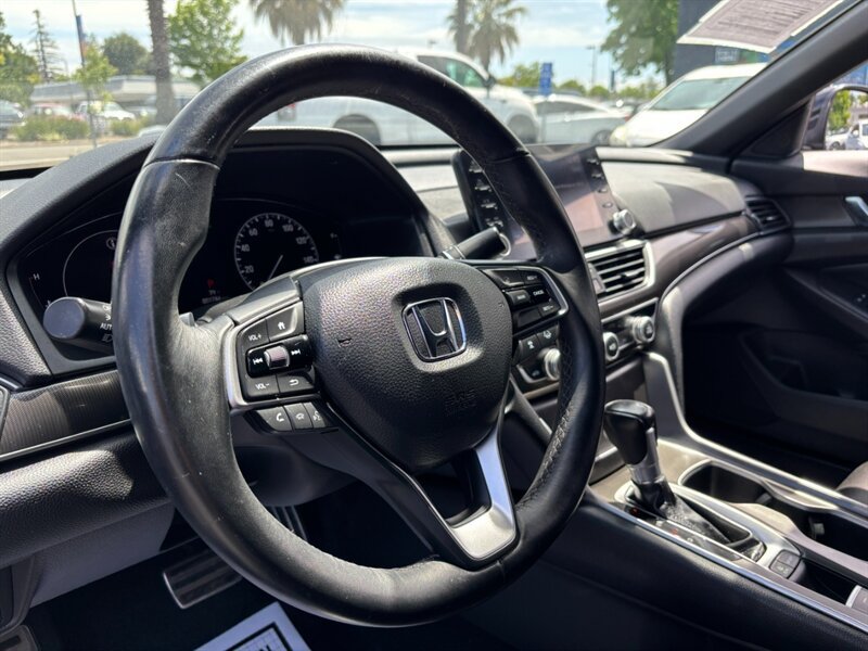 Used 2019 Honda Accord Sport image 17