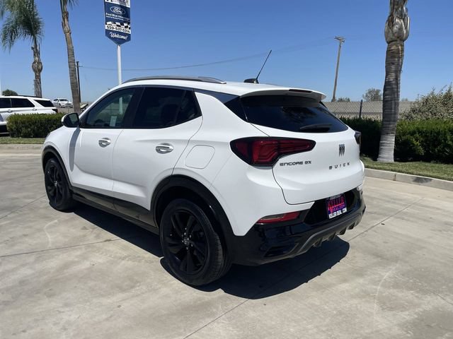 Used 2024 Buick Encore GX Sport Touring FWD image 6