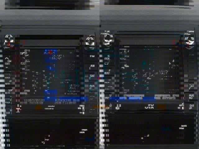 Used 2010 Toyota Sequoia Platinum image 7