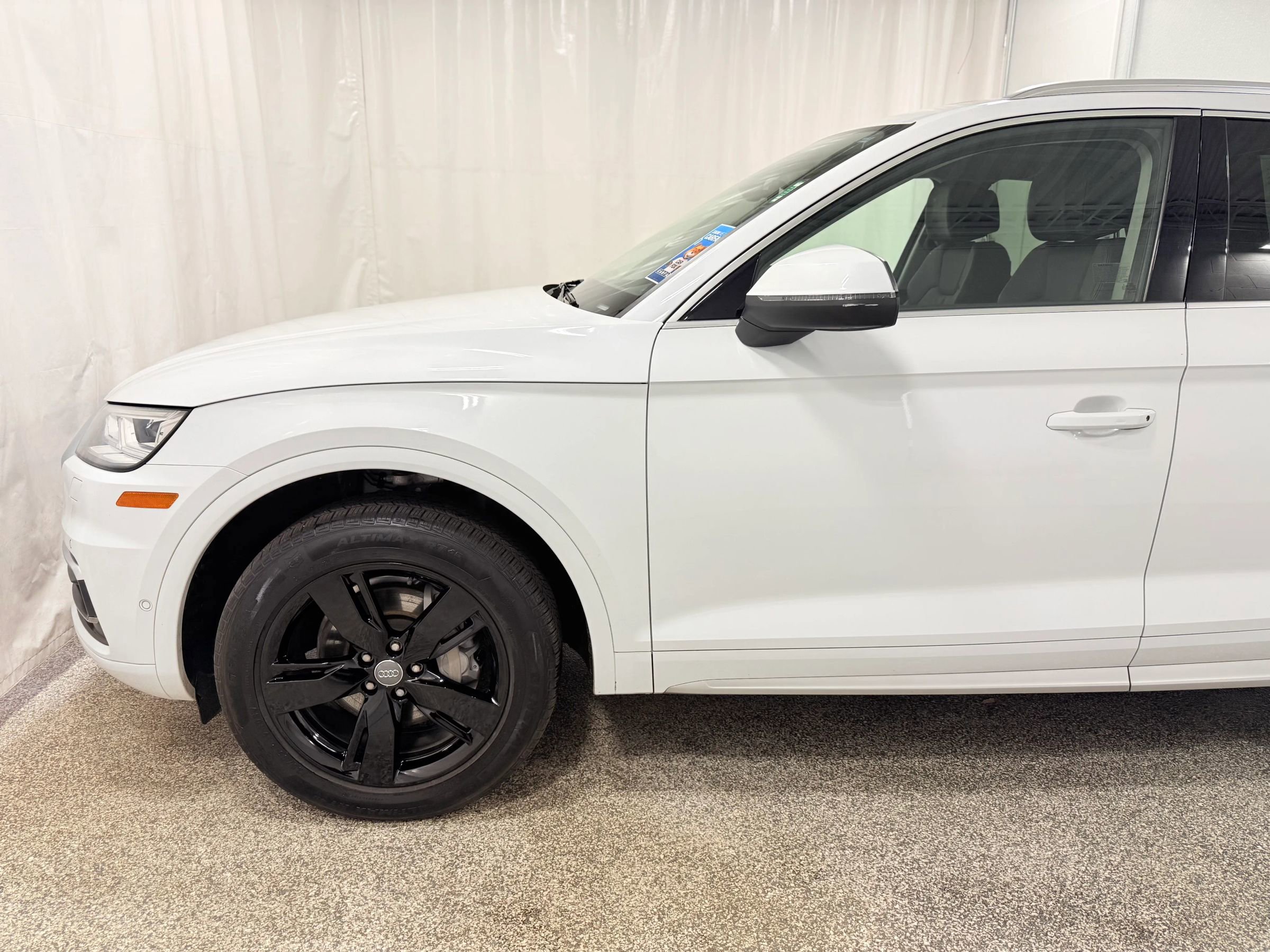 Used 2019 Audi Q5 Prestige AWD/4WD image 4