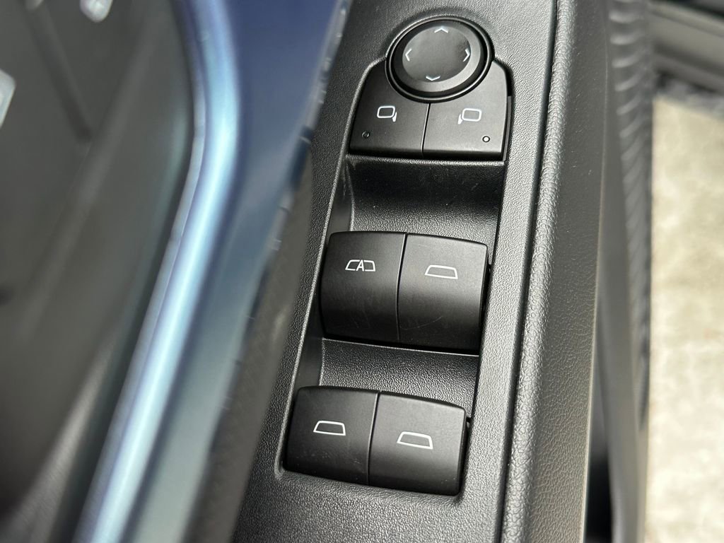 New 2026 Chevrolet Equinox EV LT image 21