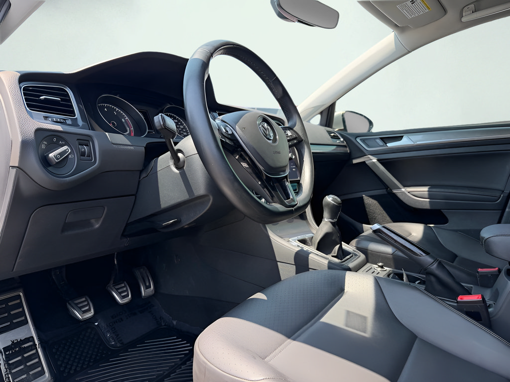 Used 2019 Volkswagen Golf Alltrack AWD/4WD image 4