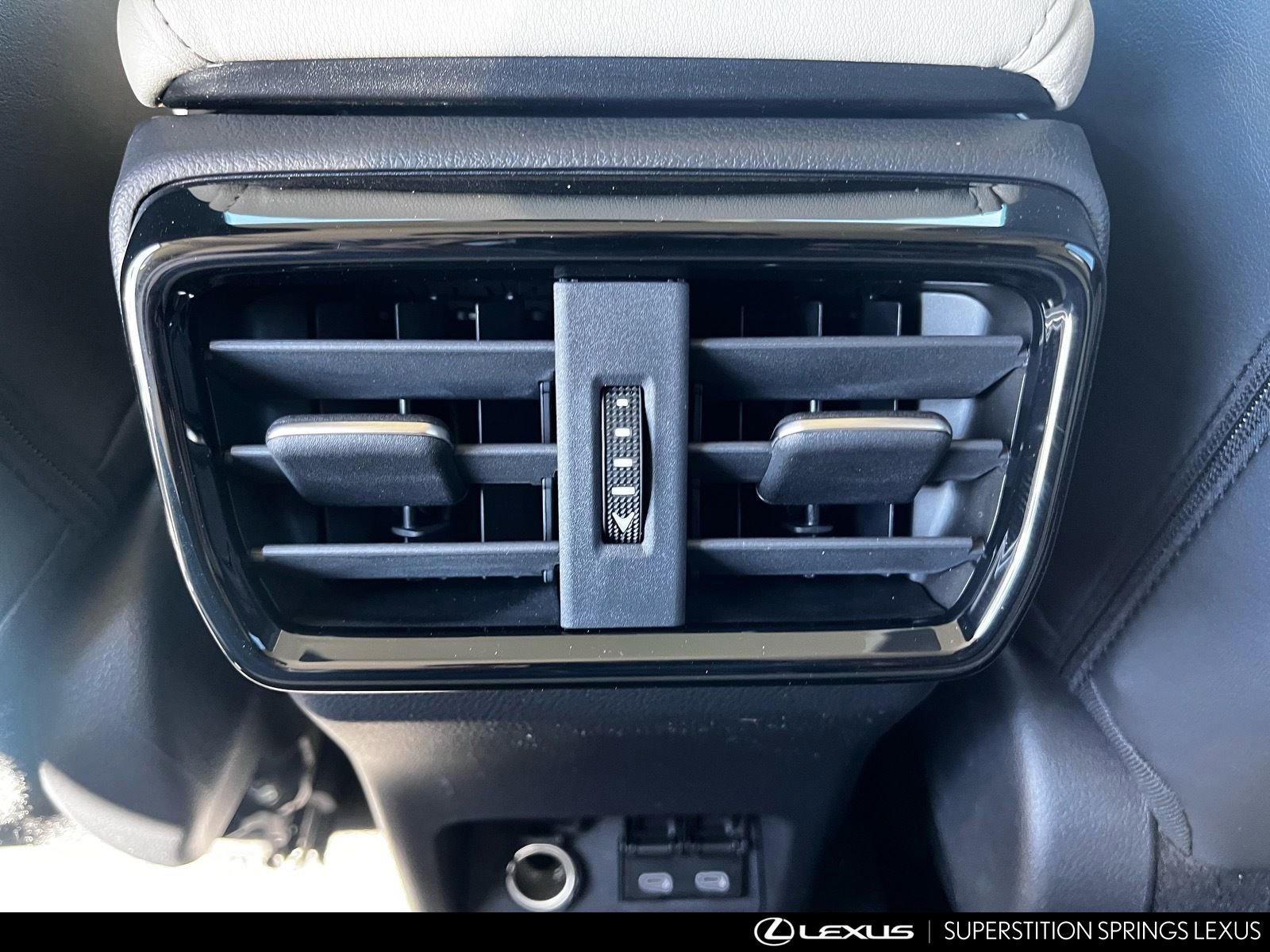 New 2026 Lexus NX 350 350h Luxury image 19