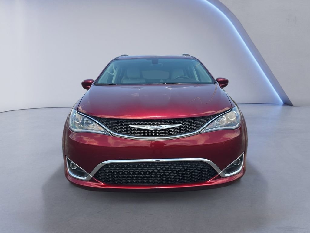 Used 2017 Chrysler Pacifica Touring-L FWD image 9