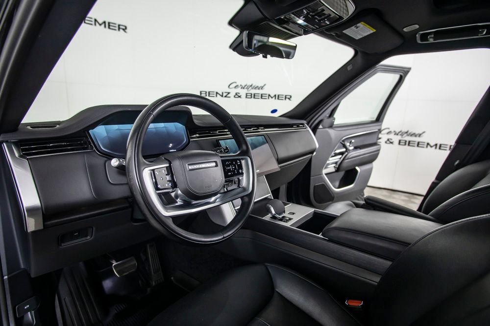 Used 2024 Land Rover Range Rover Long Wheelbase SE AWD/4WD image 23