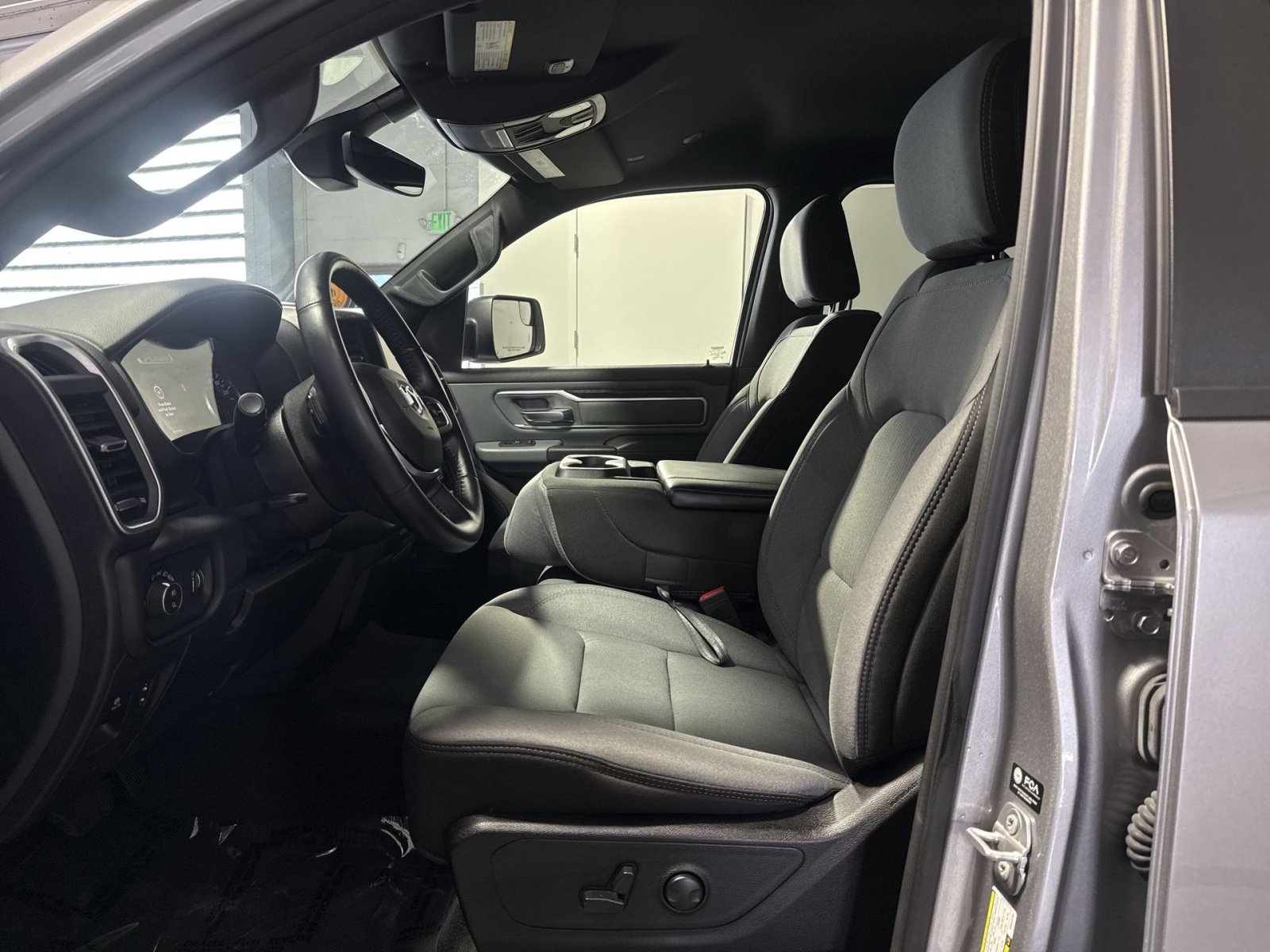 Used 2022 RAM 1500 Big Horn AWD/4WD image 14