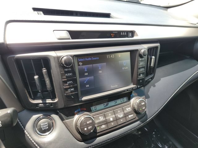 Used 2018 Toyota RAV4 XLE FWD image 28