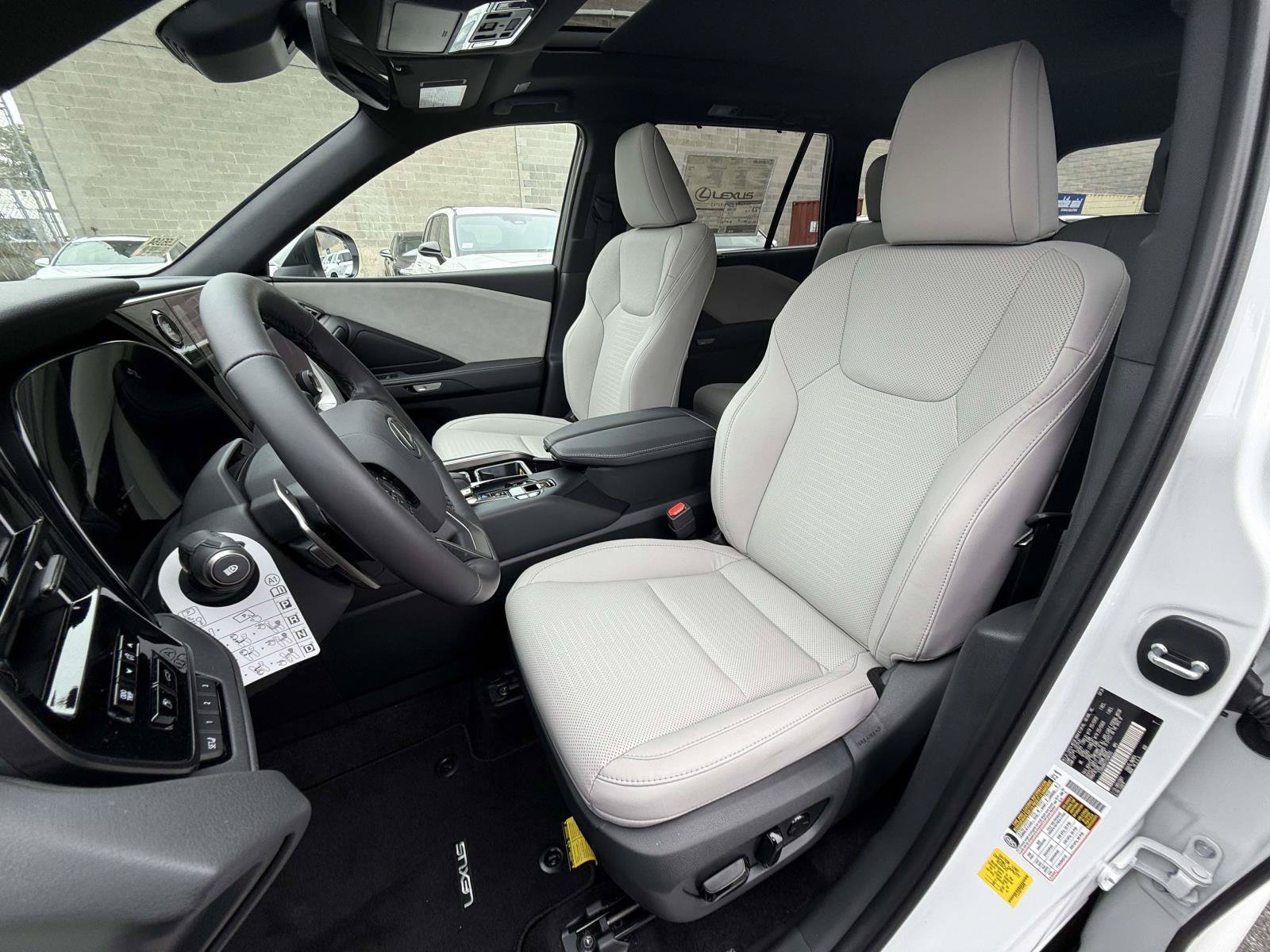 New 2026 Lexus RX 350 Premium Plus w/ Convenience Package AWD/4WD image 2