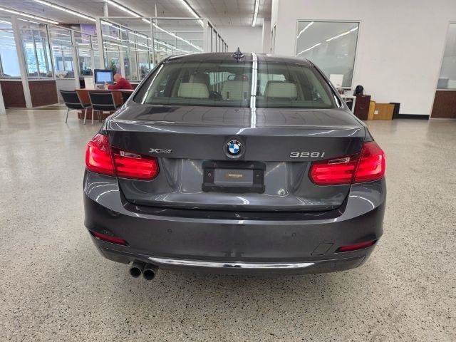 Used 2015 BMW 328i xDrive Sedan AWD/4WD image 5