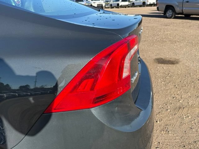 Used 2016 Volvo S60 T5 Premier w/ 19" Sport Package FWD image 12