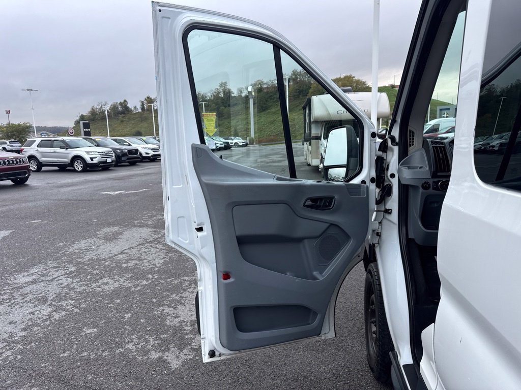 Used 2015 Ford Transit 150 130 Medium Roof Wagon RWD image 21
