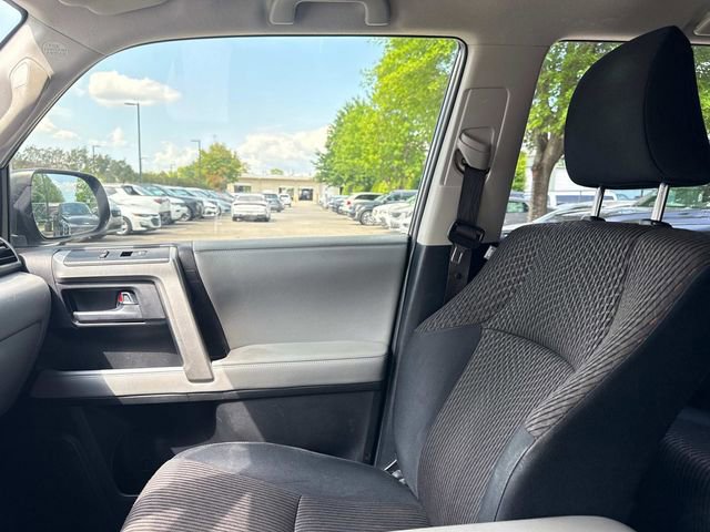 Used 2013 Toyota 4Runner SR5 image 23