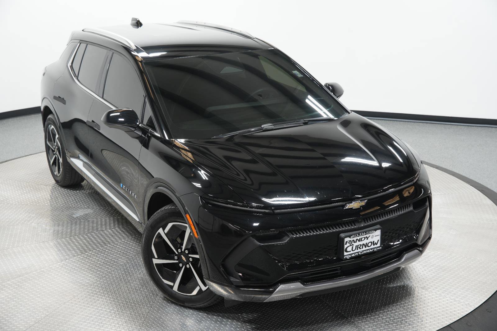 Used 2024 Chevrolet Equinox EV LT image 39