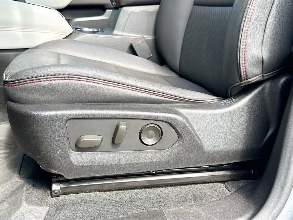 Used 2024 GMC Canyon AT4X AWD/4WD image 19