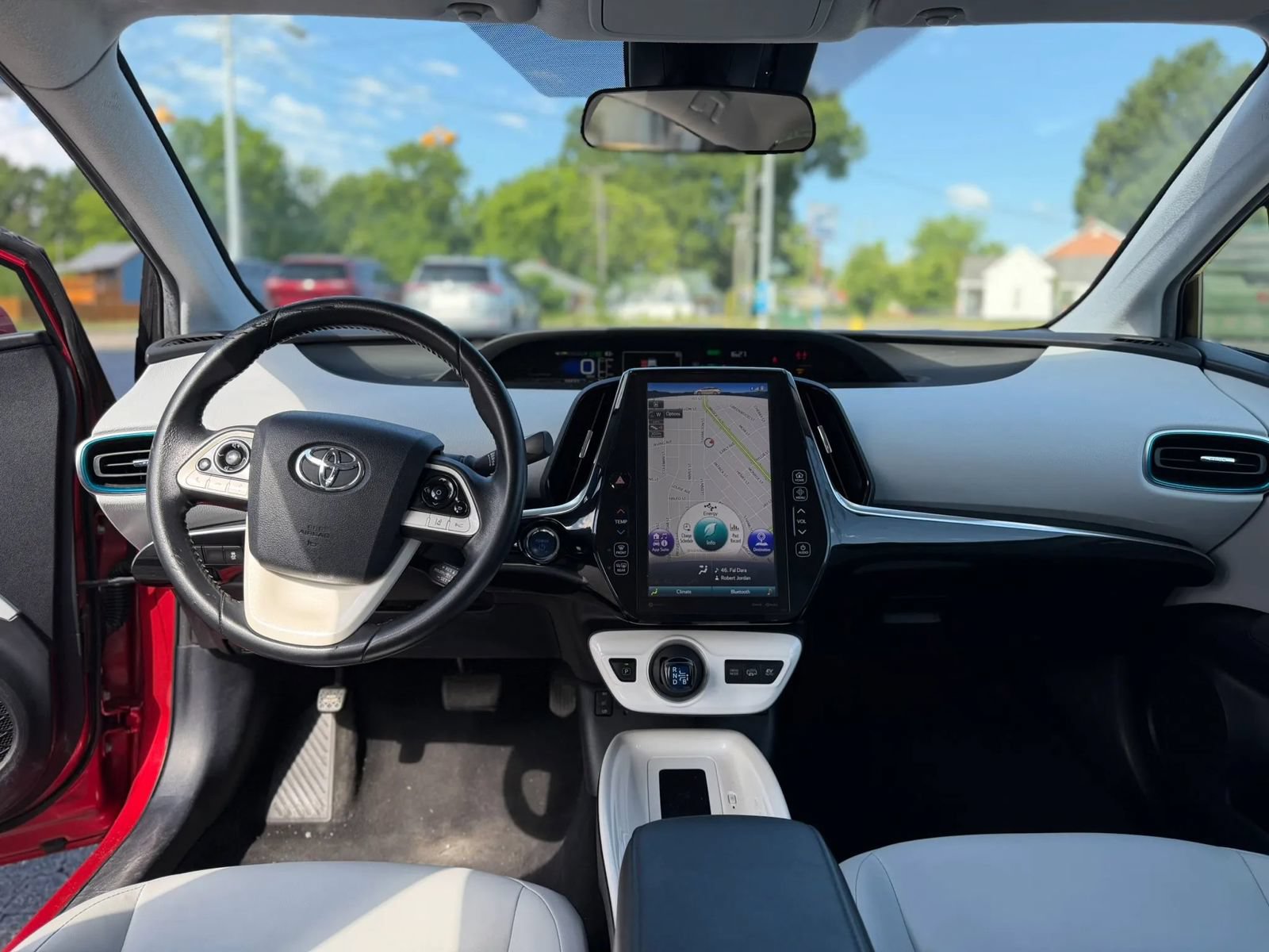 Used 2017 Toyota Prius Prime Premium w/ Carpet Mat Package FWD image 13