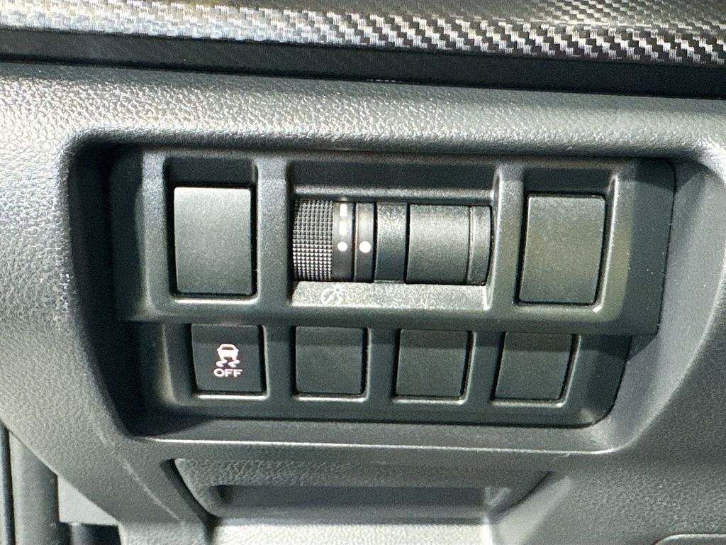 Used 2018 Subaru Crosstrek 2.0i Premium w/ Popular Package #2 AWD/4WD image 19