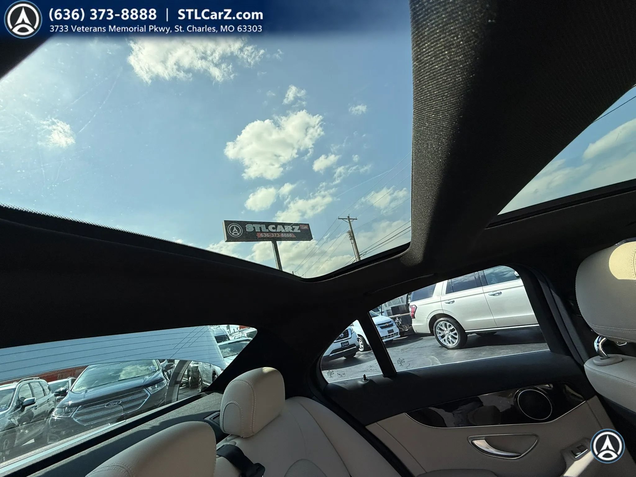 Used 2018 Mercedes-Benz C 300 4MATIC Sedan w/ Multimedia Package image 17