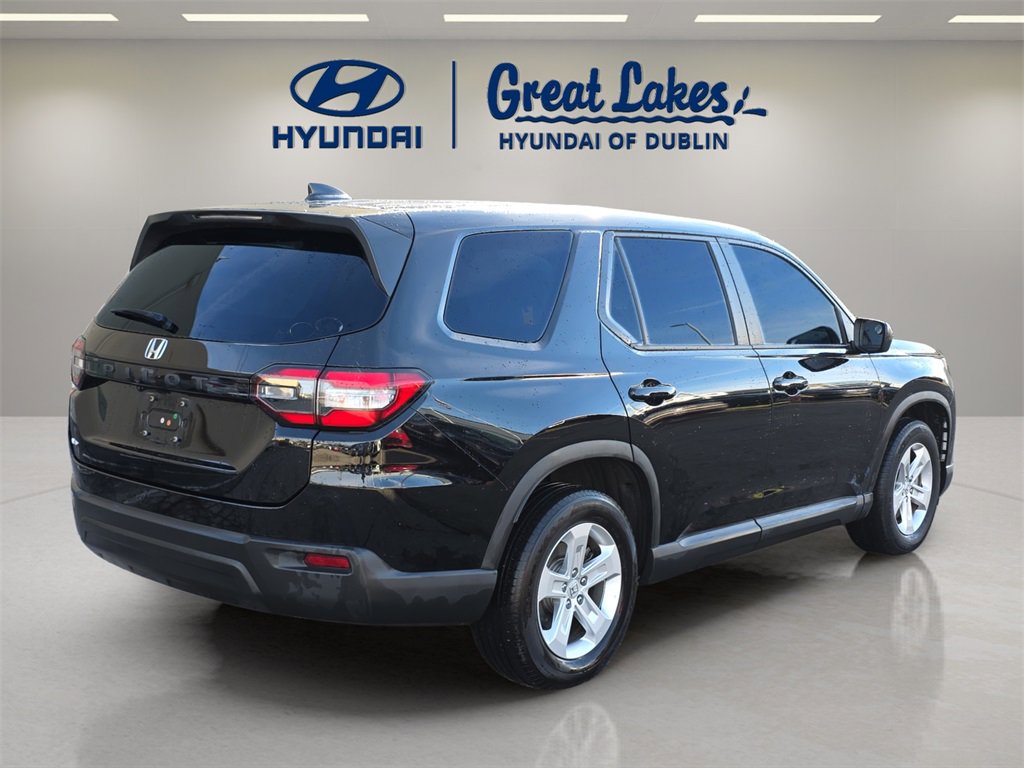 Used 2023 Honda Pilot LX image 5