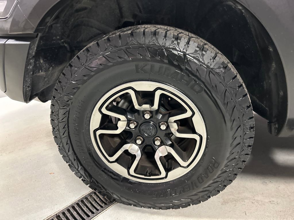 Used 2017 RAM 1500 Rebel w/ Luxury Group image 9