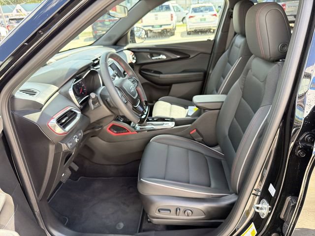 Used 2022 Chevrolet TrailBlazer RS FWD image 13
