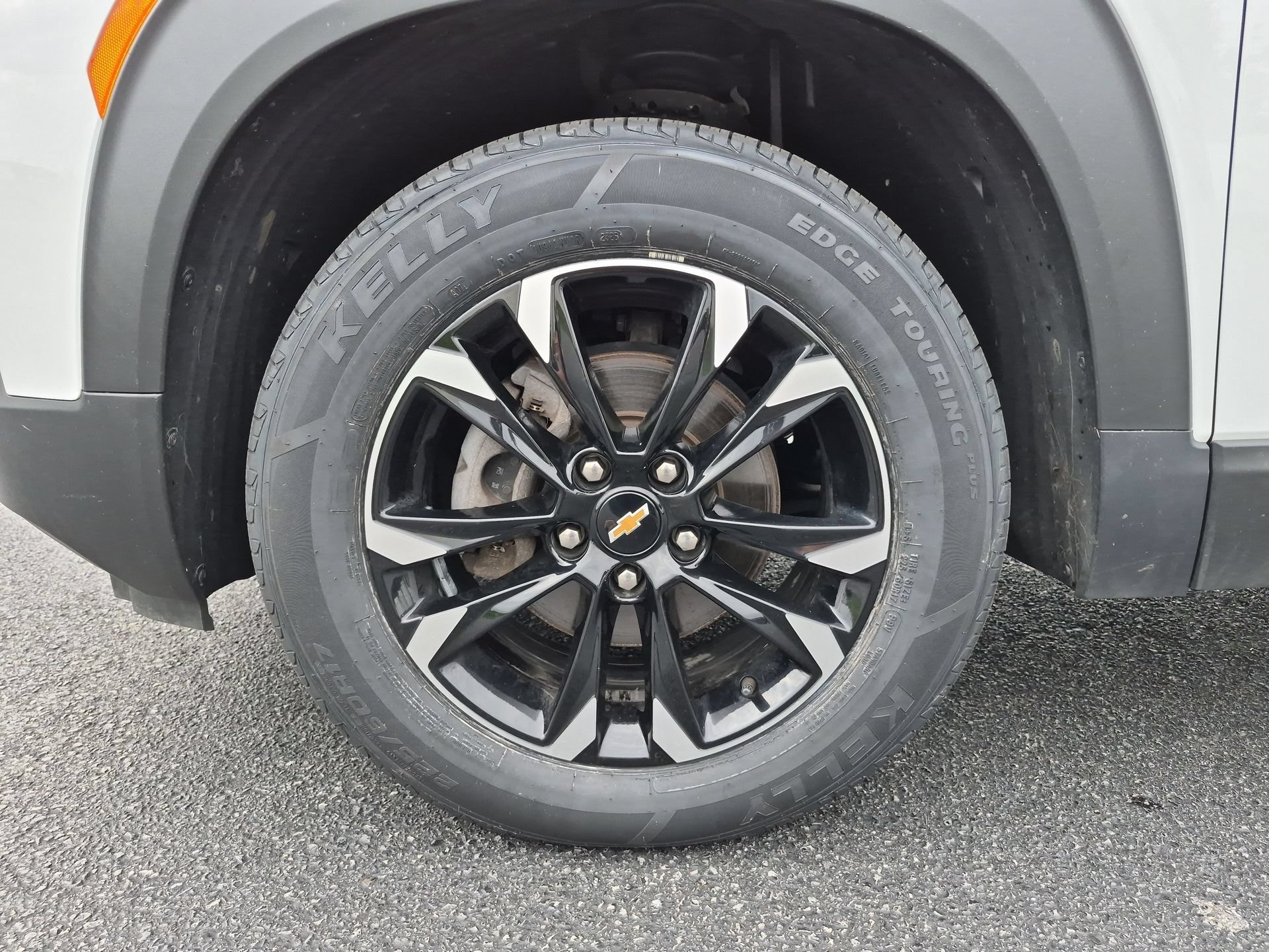 Certified 2023 Chevrolet TrailBlazer LT w/ Convenience Package AWD/4WD image 32