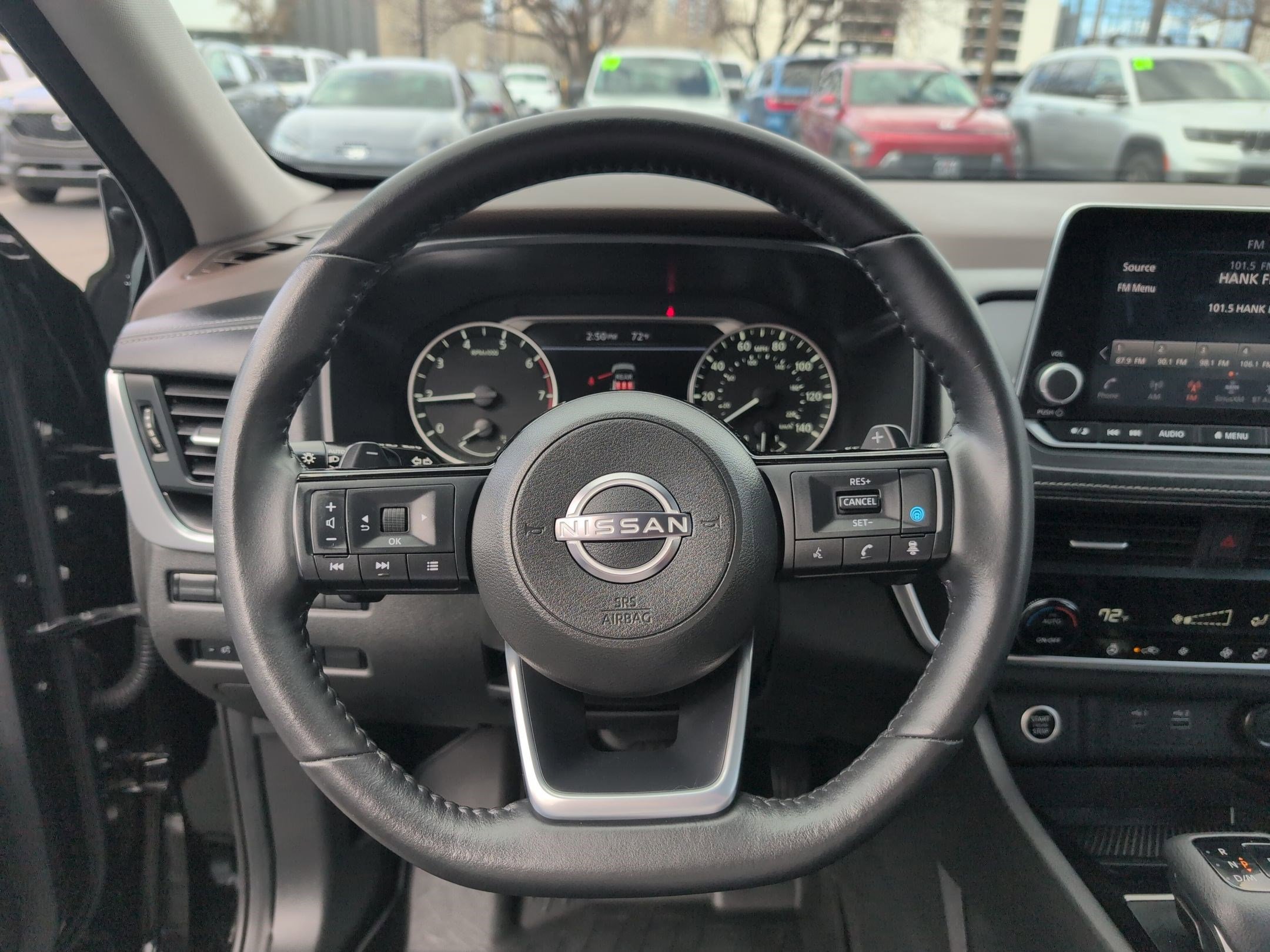 Used 2023 Nissan Rogue SV w/ SV Premium B Package image 19