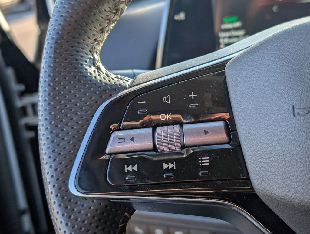 Certified 2023 Nissan Ariya AWD image 26