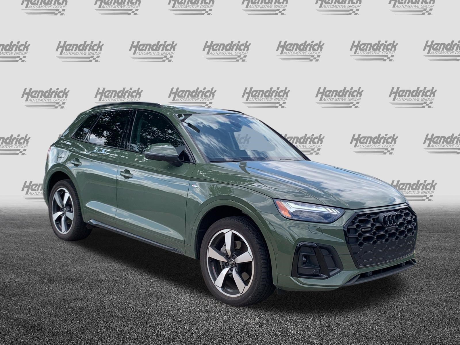 Used 2023 Audi Q5 2.0T Prestige AWD/4WD image 2