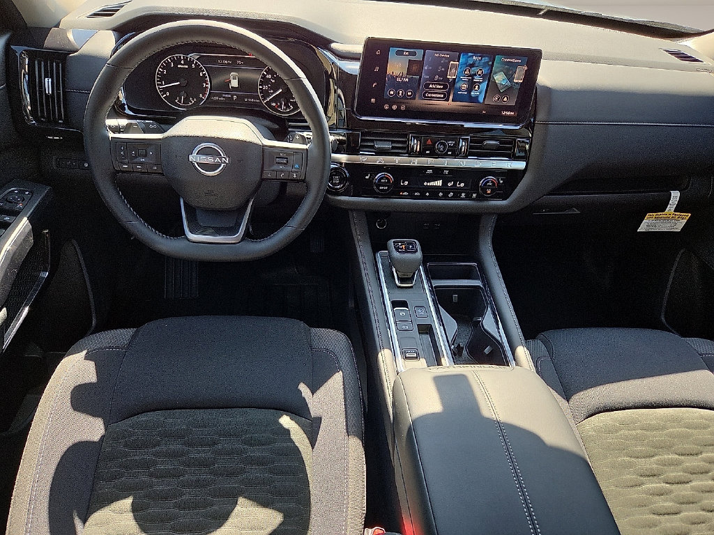 Used 2026 Nissan Pathfinder SV FWD image 13