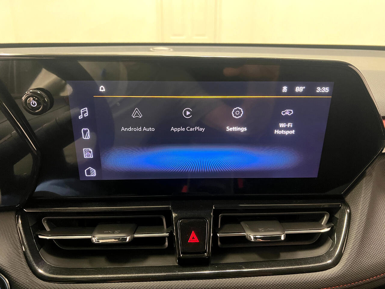 New 2026 Chevrolet TrailBlazer RS w/ Driver Confidence Package image 37