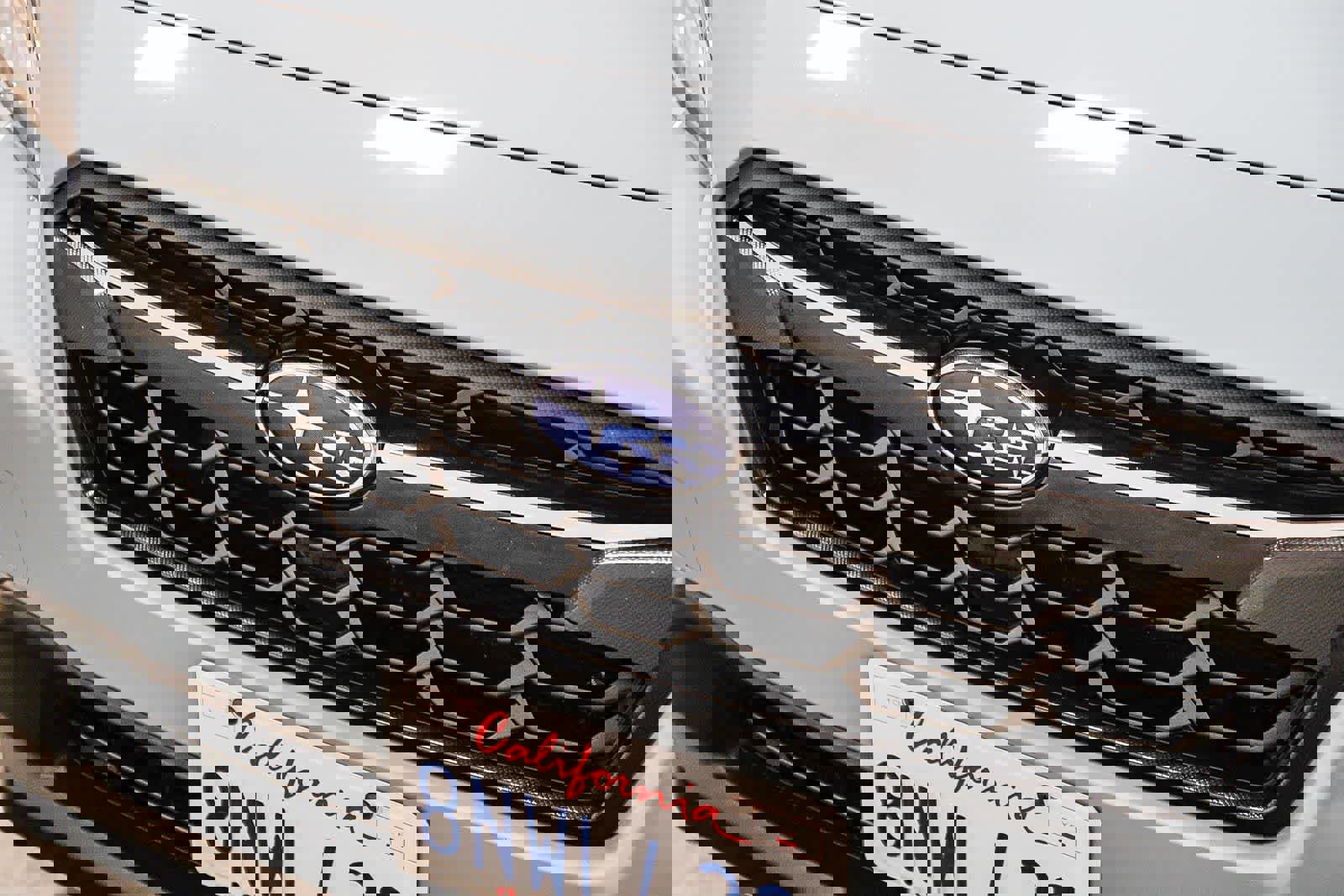 Used 2020 Subaru Crosstrek 2.0i Limited w/ Moonroof Package w/Navigation AWD/4WD image 7