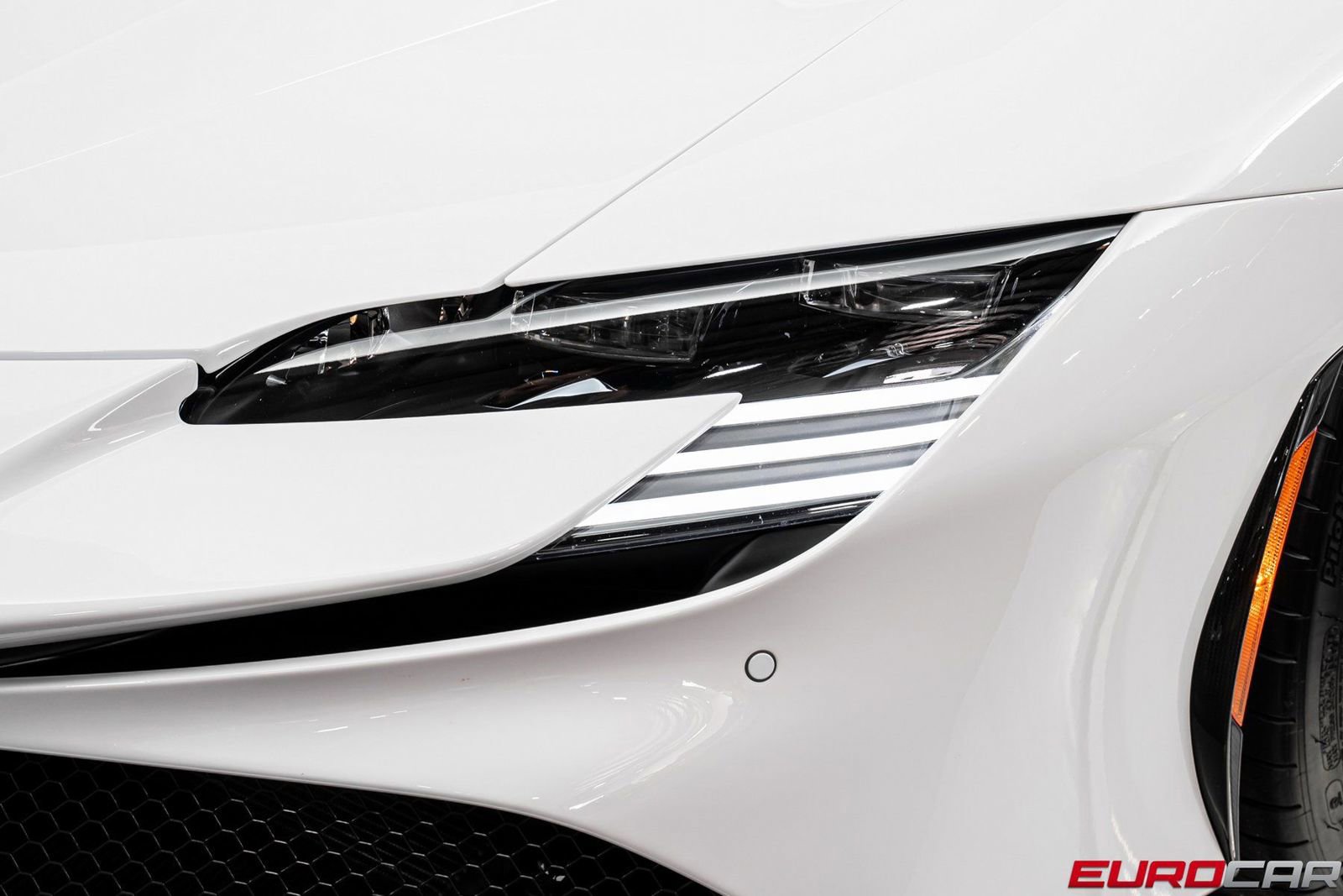 Used 2022 Ferrari SF90 Stradale image 13