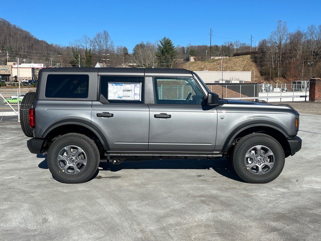 New 2025 Ford Bronco Big Bend AWD/4WD image 2