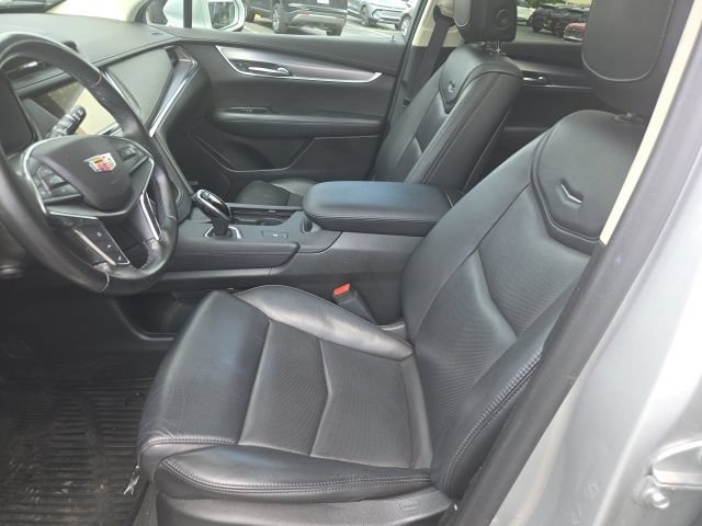 Used 2019 Cadillac XT5 Luxury FWD image 5